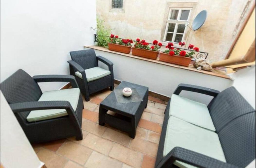 Zmrzlinovy Domecek Apartment Mikulov Exterior photo